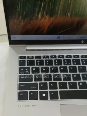 New Laptop HP EliteBook 840 10 16GB Intel Core I5 SSD 1T