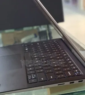 New Laptop Dell Precision 5570 16GB Intel Core I9 SSD 1T