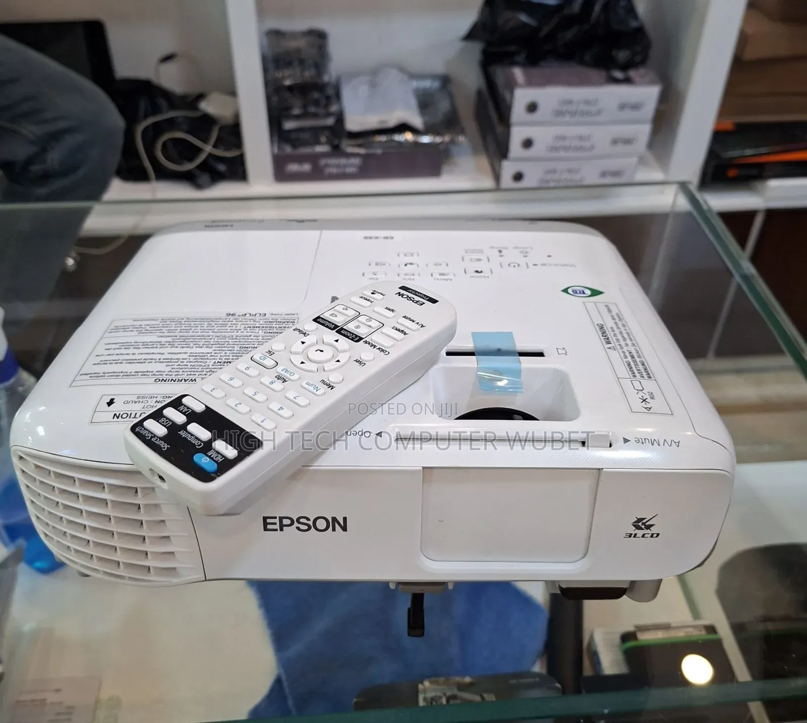 Tbrand New Epson Projector 
Has Remote and Bag 
Model Name