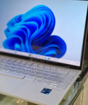 New Laptop HP Envy 13 16GB Intel Core I7 SSD 512GB