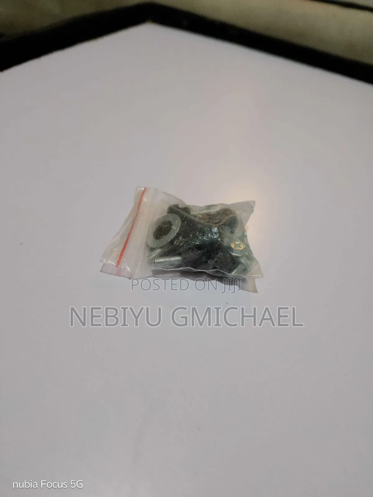 Vivo Dual
Monitor
Desk
Mount