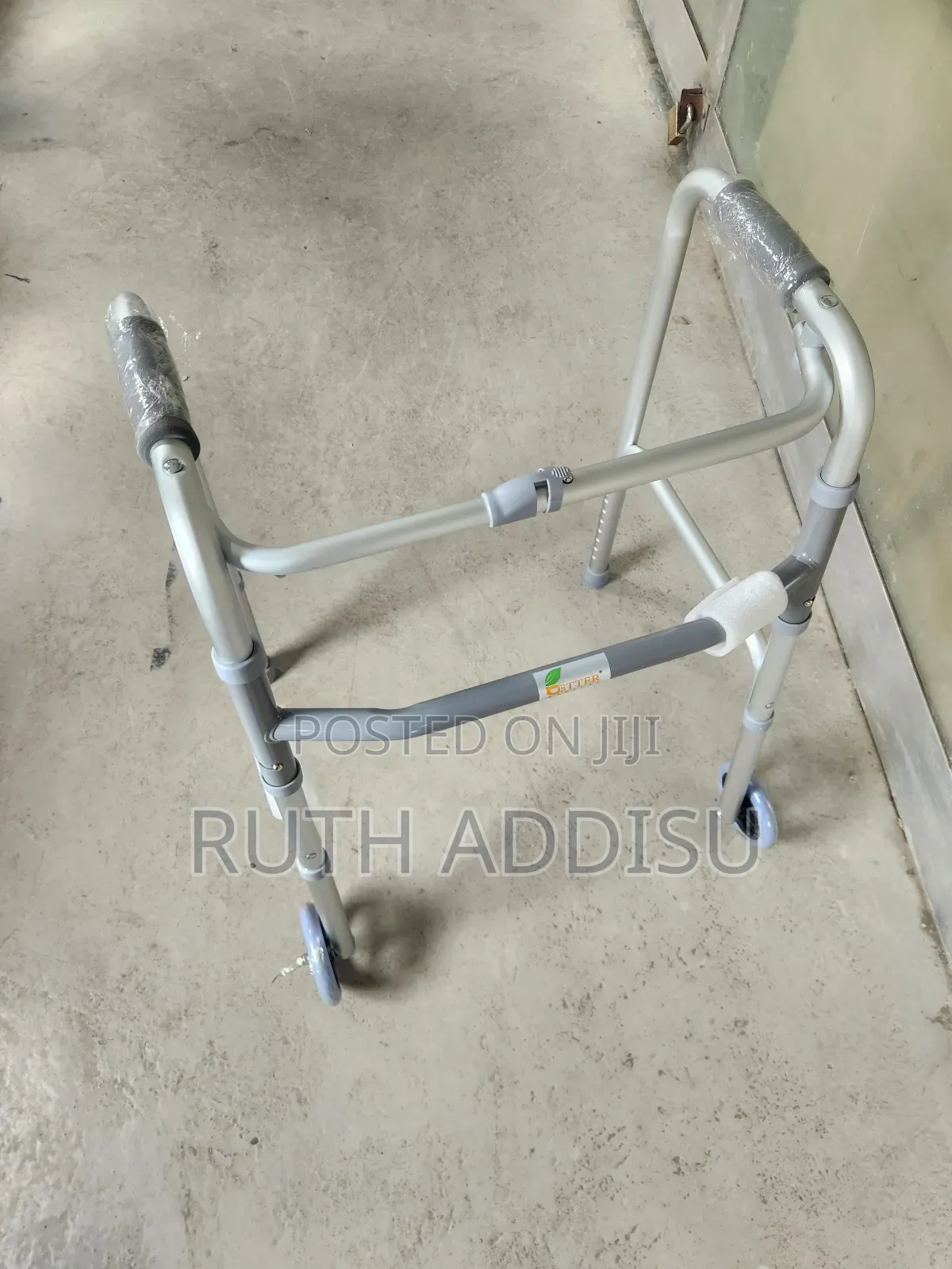 Brand New Rolator Walker朱雀walker老人walker延誤walker建築walker䐭你walker New