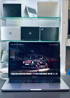 New Laptop Apple MacBook Pro 2017 8GB Intel Core I5 SSD 128GB