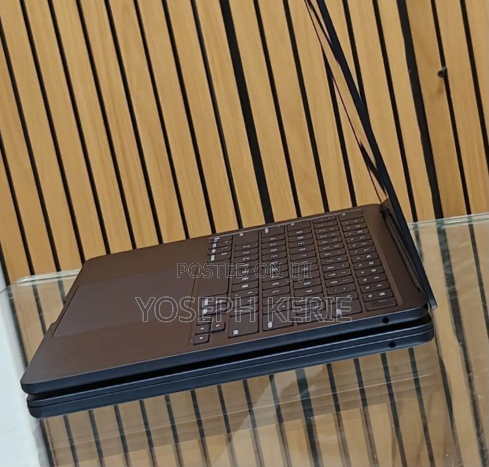 New Laptop Apple MacBook Air 2025 M4 13-Inch 16GB Apple M4 SSD 256GB