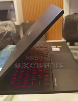 New Laptop HP Omen 15 16GB Intel Core I7 SSD 1T