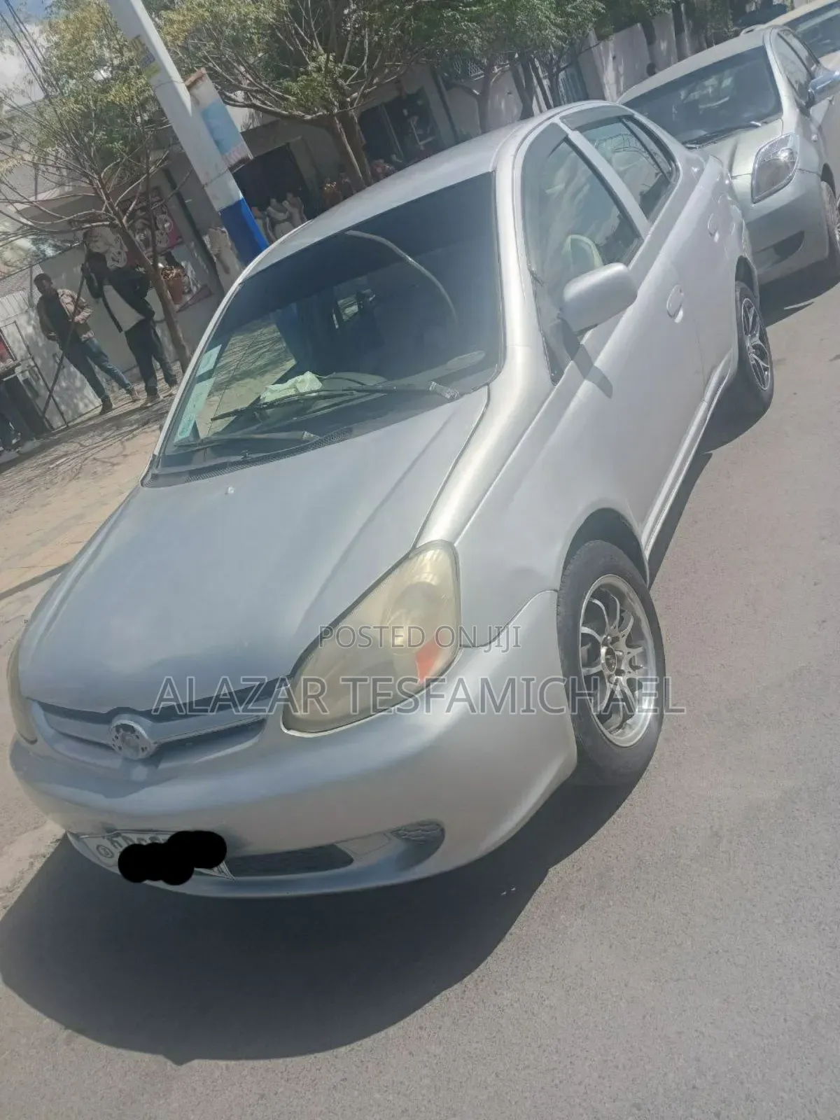 Toyota Platz 2004 Silver