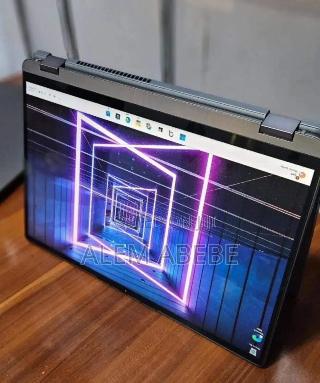 New Laptop Lenovo Yoga 7 15ITL5 16GB Intel Core I7 SSD 512GB