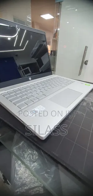 New Laptop HP Pavilion 14 16GB Intel Core i7 SSD 512GB