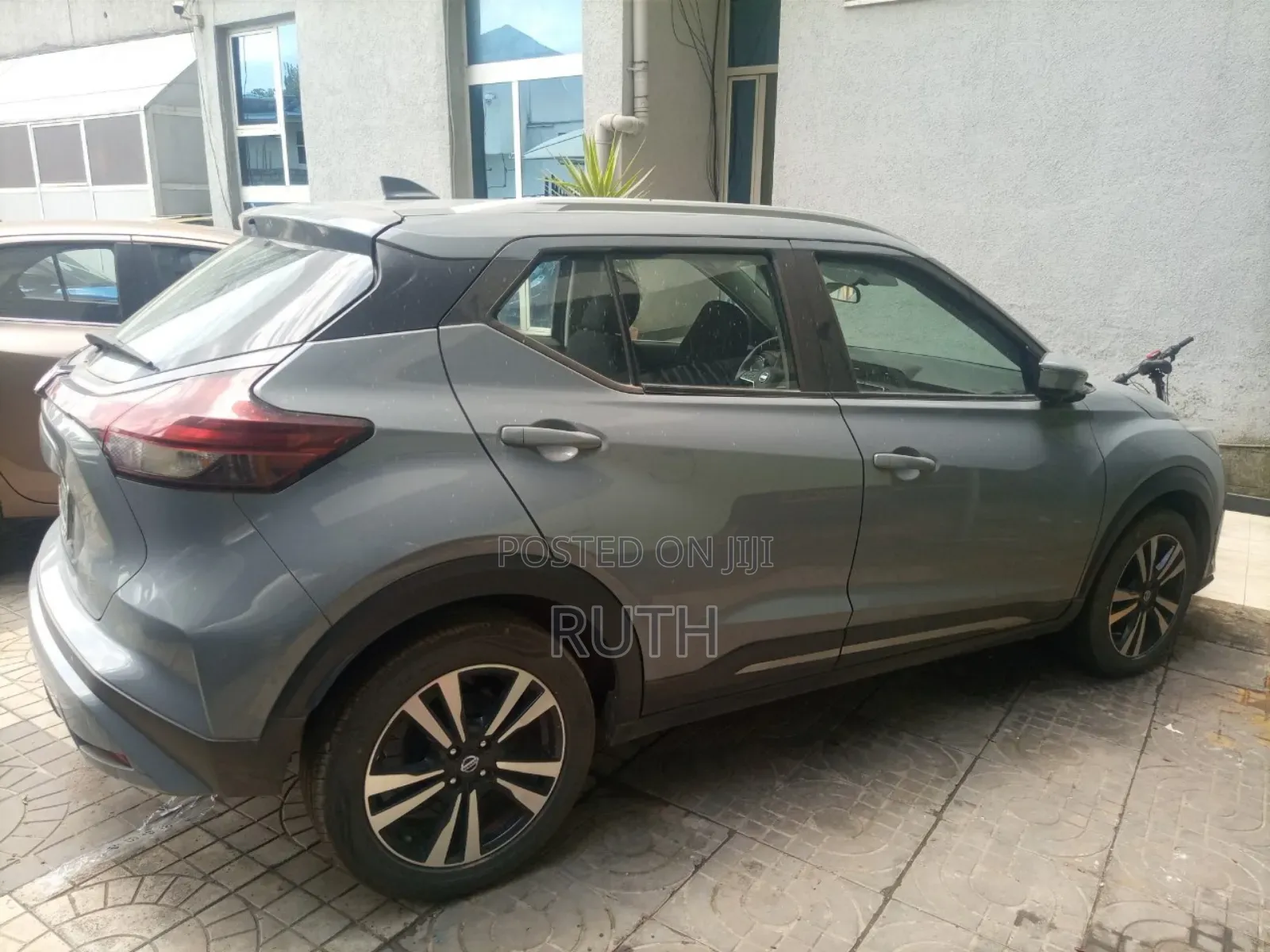 Nissan Kicks 2022 Gray