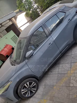 Nissan Kicks 2022 Gray