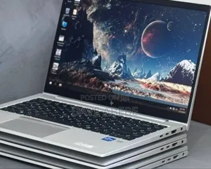 New Laptop HP EliteBook 840 G8 16GB Intel Core I5 SSD 512GB