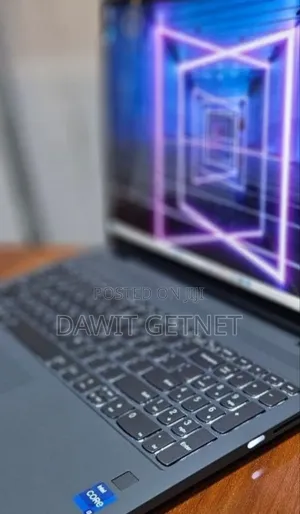 New Laptop Lenovo Yoga 7i 16GB Intel Core I7 SSD 512GB