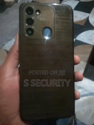 New Tecno Spark 8C 64 GB Blue