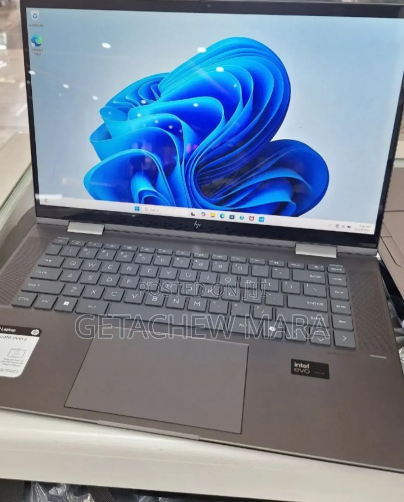 New Laptop HP Envy X2 32GB Intel SSD 1T