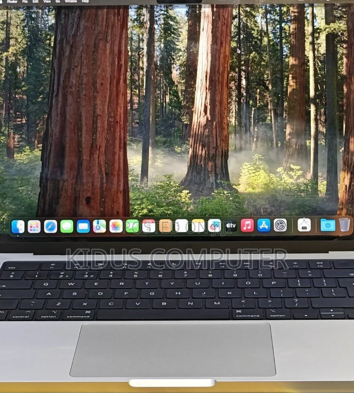 New Laptop Apple MacBook Pro 2021 M1 32GB Apple M1 SSD 1T