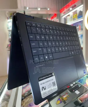 New Laptop HP OmniBook X Flip 14" 16GB Intel Core Ultra 7 SSD 1T