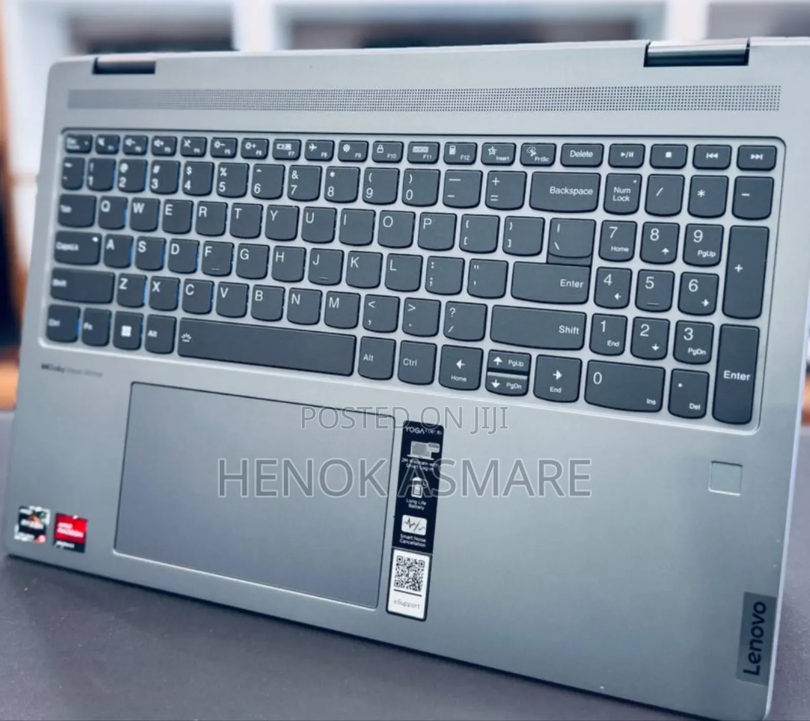 New Laptop Lenovo Yoga 7i 8GB AMD Ryzen 5 SSD 512GB