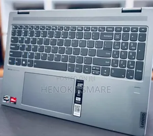 New Laptop Lenovo Yoga 7i 8GB AMD Ryzen 5 SSD 512GB