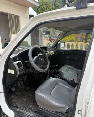 Nissan Patrol 2012 White