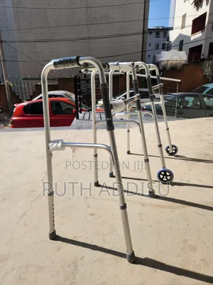 Photo - Foldable Walker管制medical Walker牌坊walker Mdical网不saf Walker雞蛋walker