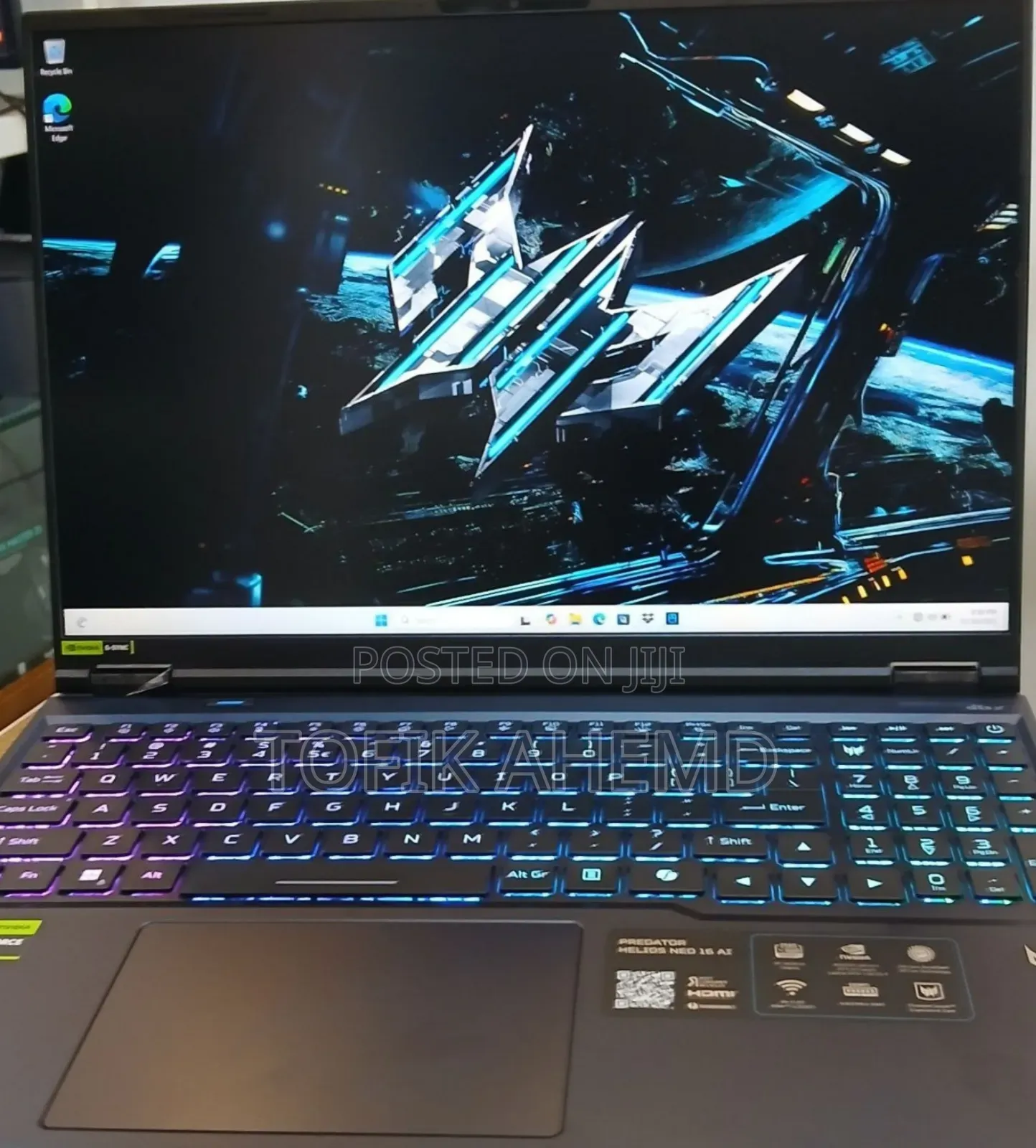 New Laptop Acer Predator Helios 300 16GB Intel Core Ultra 9 SSD 32GB