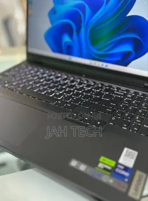 New Lenovo Legion Y7000P IRX9 Gaming Laptop 32GB Intel Core I9 SSD 1T
