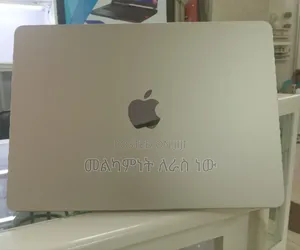 Photo - New Laptop Apple MacBook Air 2022 M2 8GB Apple M2 SSD 512GB