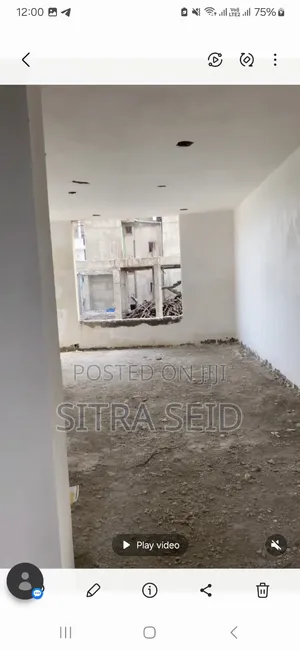 3bdrm Apartment in Key Real Estate, Yeka for sale