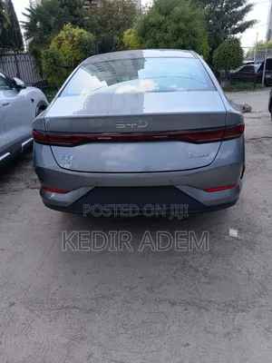 New BYD Qin L DM-i 2025 Gray