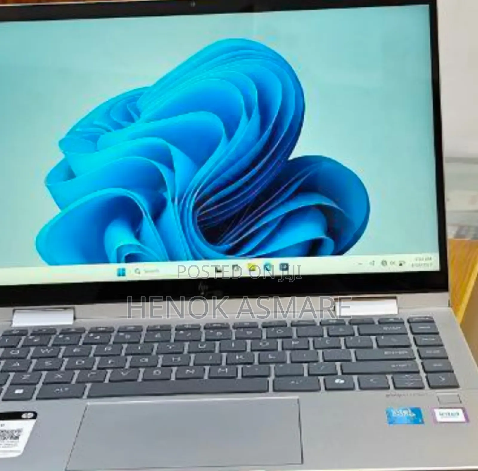 New Laptop HP Envy X360 8GB Intel Core 5 SSD 512GB