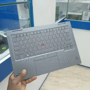 Photo - New Laptop Lenovo Thinkpad X1 Yoga 32GB Intel Core I7 SSD 512GB