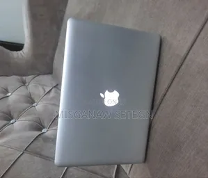 New Laptop Apple MacBook Pro 2012 4GB Intel Core I5 HDD 500GB