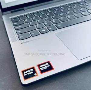 New Laptop Lenovo Yoga 7i 8GB AMD Ryzen 5 SSD 512GB