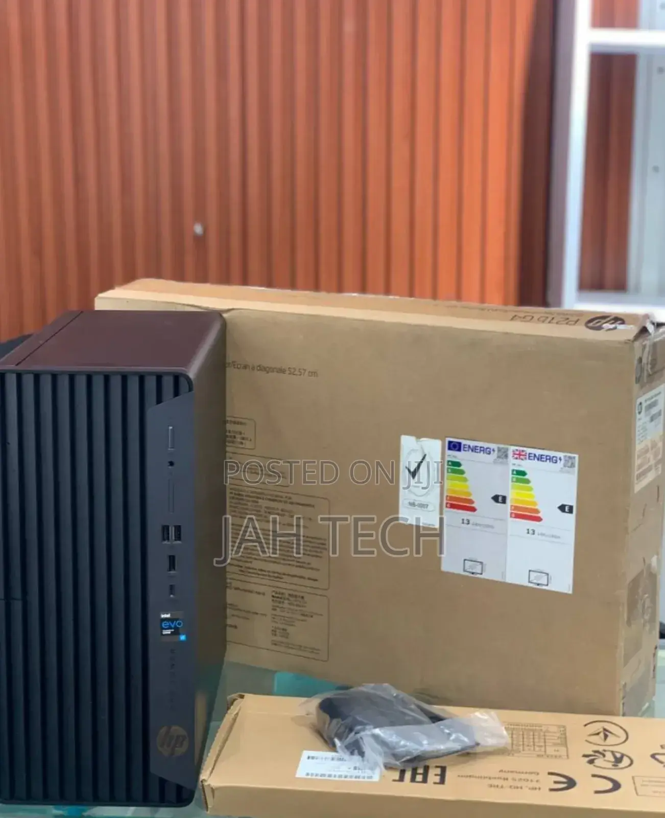 New Desktop Computer HP Pro 400 G9 8GB Intel Core I7 SSD 512GB