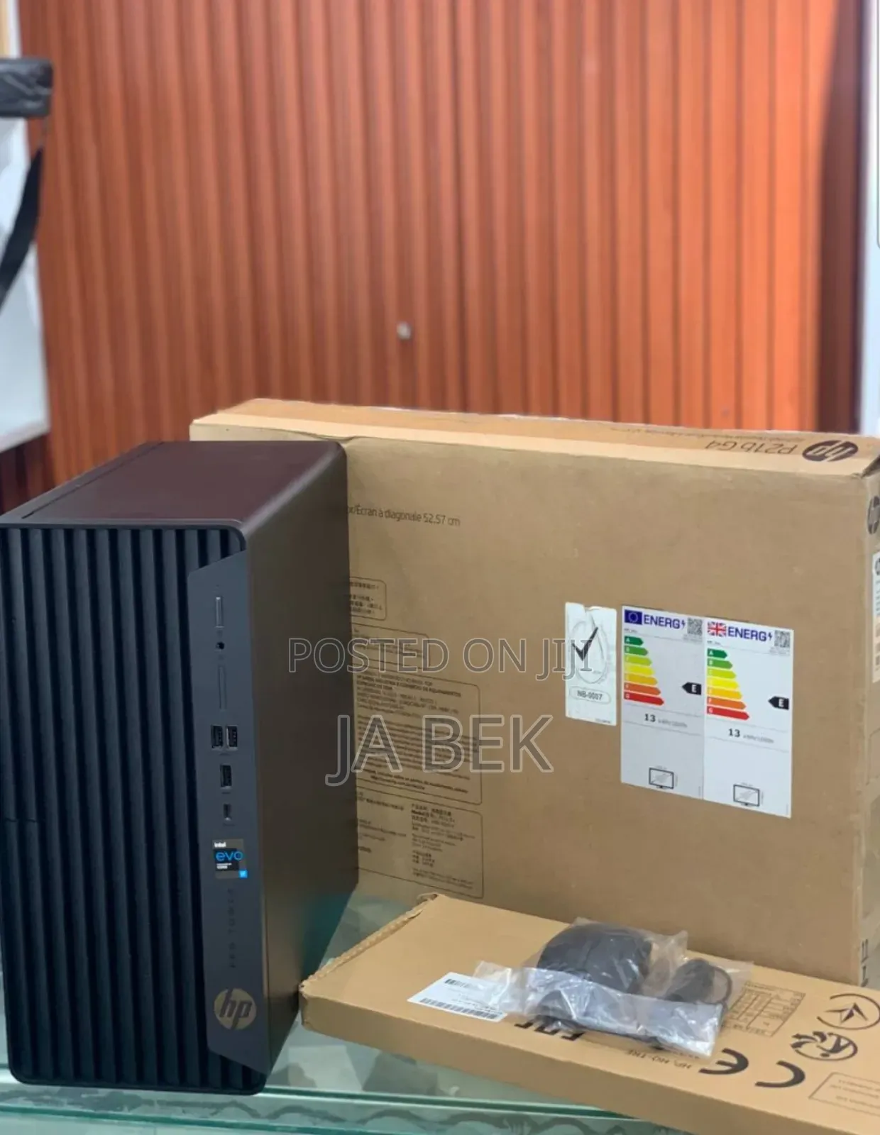 New Desktop Computer HP Pro 400 G9 8GB Intel Core I7 SSD 512GB