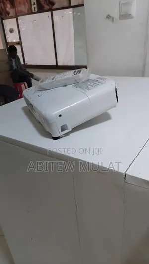 Epson Projector 
Model Name: Eb-S41