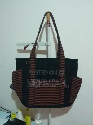 Photo - Tote Bags Woman