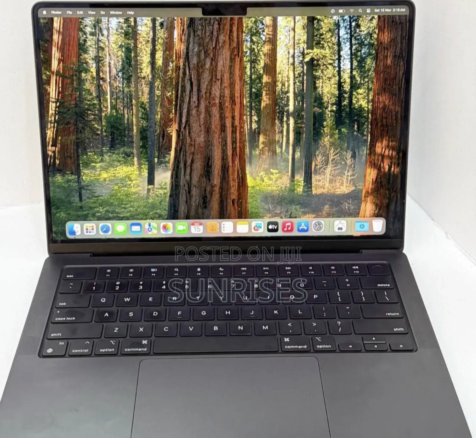 New Laptop Apple MacBook Pro 2024 M4 14-Inch 16GB Apple M4 SSD 512GB