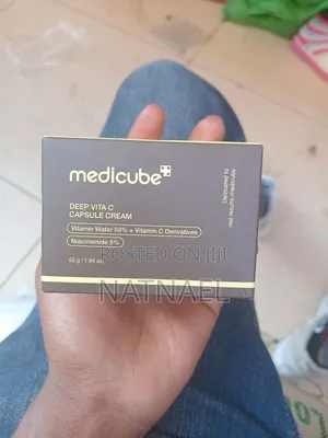 Medicube Deep Vitamin C Golden Capsule
