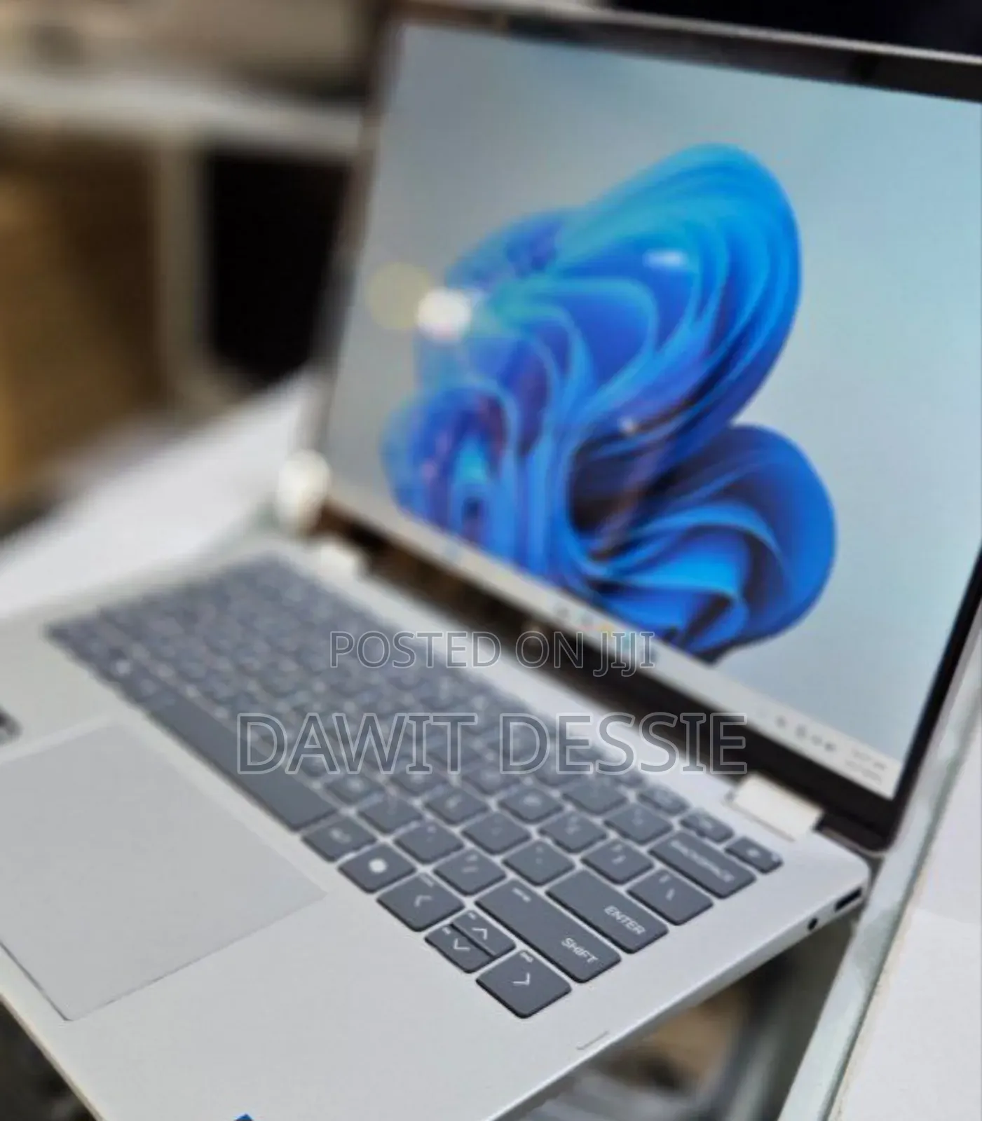 New Laptop HP 16GB Intel Core 7 SSD 1T