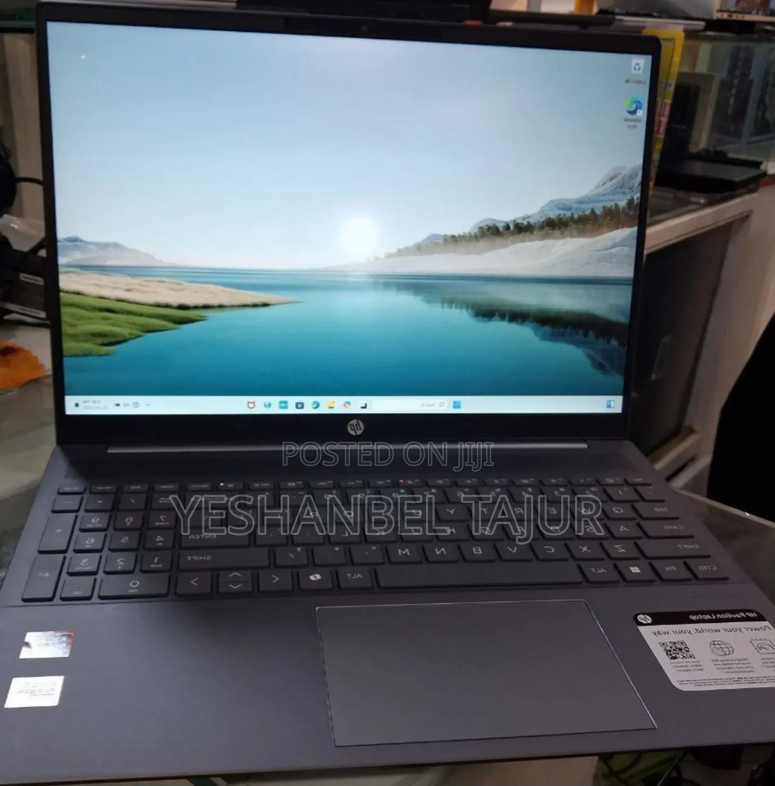 New Laptop HP Pavilion 15 8GB AMD Ryzen 5 SSD 512GB