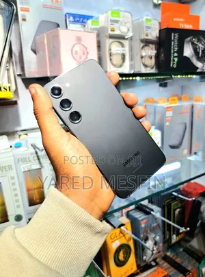 New Samsung Galaxy S23 128 GB