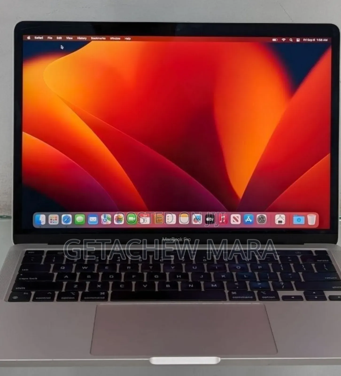 New Laptop Apple MacBook Pro 2022 M2 8GB Intel SSD 256GB
