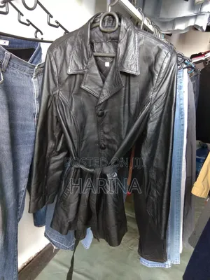 Women Leather Coat የሴት ሌዘር ኮት Used Like New