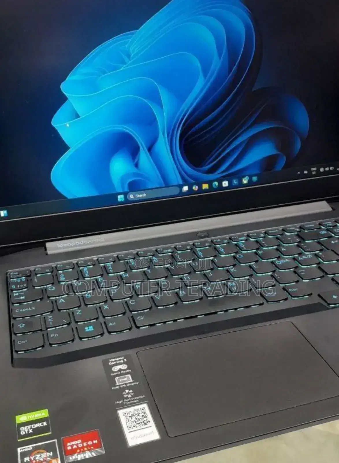 New Laptop Lenovo Ideapad 3 16GB AMD Ryzen 5 SSD 256GB