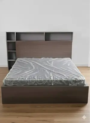 ዘመናዊ 1.50 አልጋ ከነፍራሹ 4 መሳቢያ ያለው