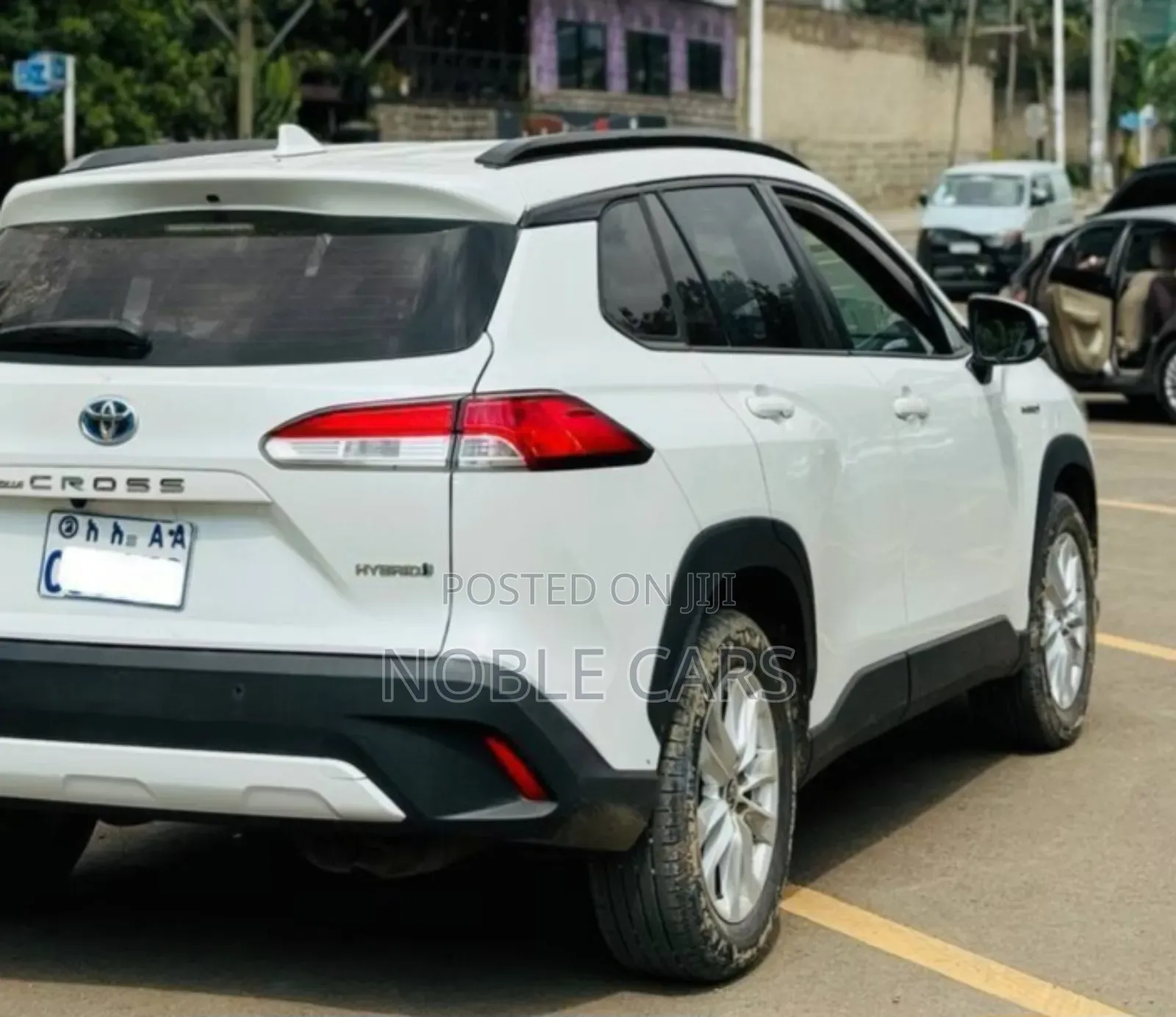 Toyota Corolla Cross Hybrid 2023 White