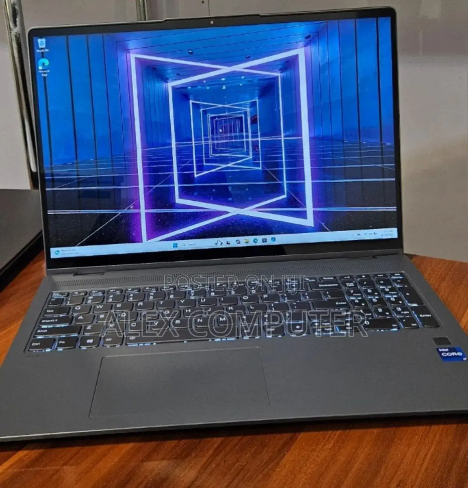 New Laptop Lenovo 16GB Intel Core I7 SSD 512GB