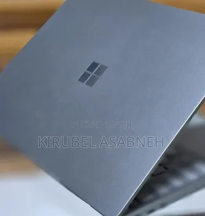 New Laptop Microsoft Surface 8GB Intel Core I5 SSD 256GB