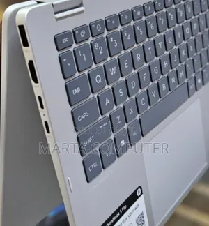 New Laptop HP OmniBook 5 14" 16GB Intel Core I7 SSD 1T